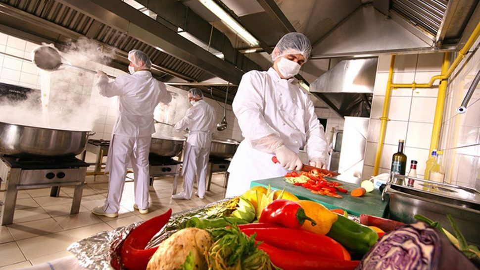 Preparan capacitación en manipulación de alimentos clave para productores y trabajadores del sector