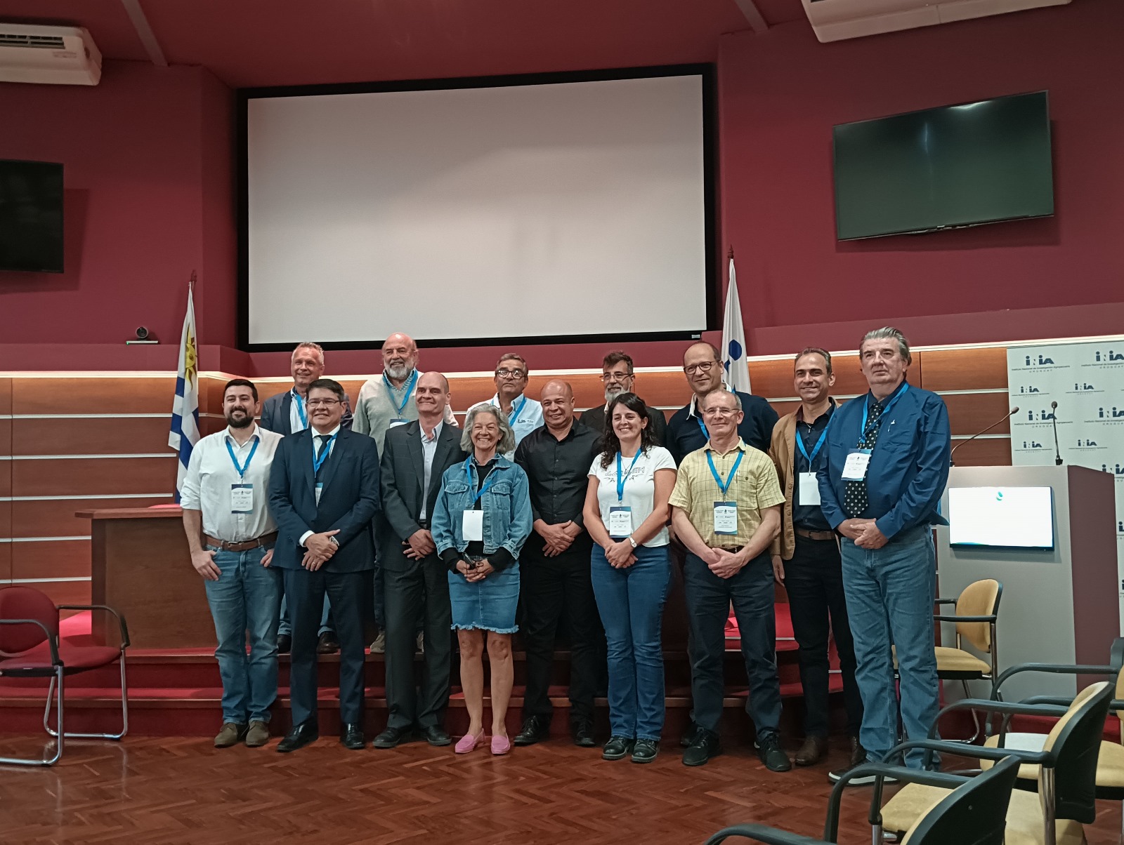 INTA Santiago presente en encuentro técnico internacional de riego en Uruguay