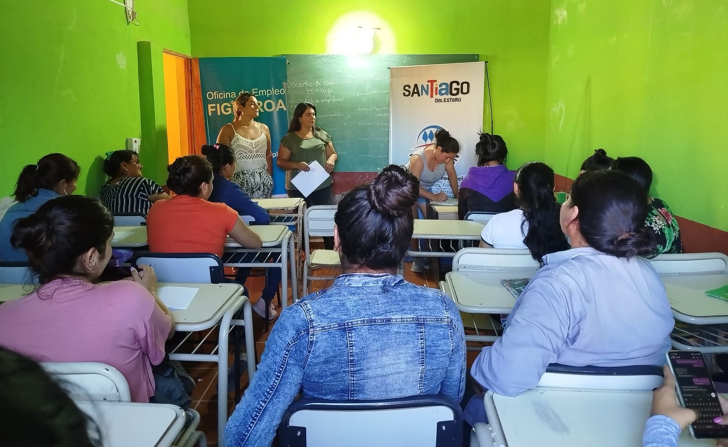Inician Taller de Orientación Laboral en el departamento Figueroa