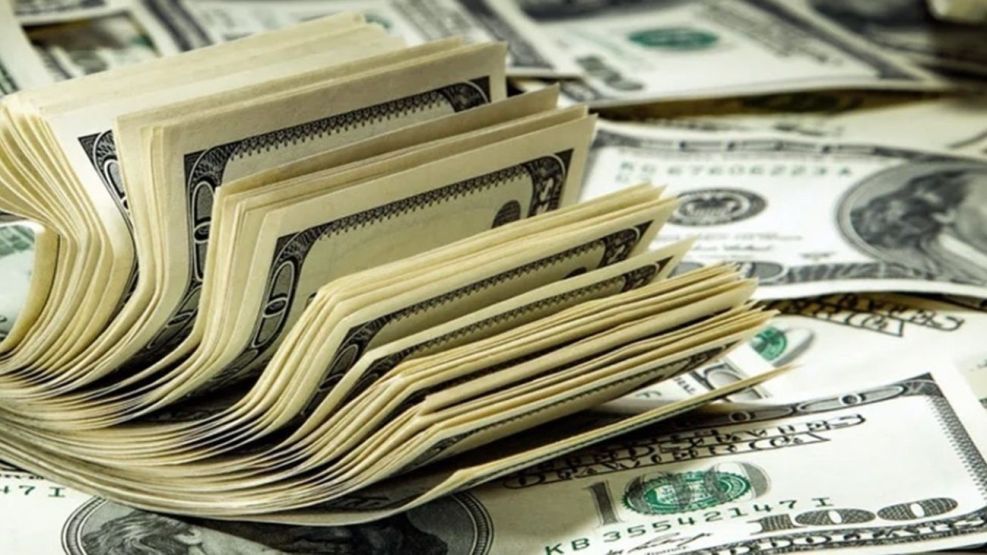 El dólar blue alcanzó su nivel más elevado en siete meses