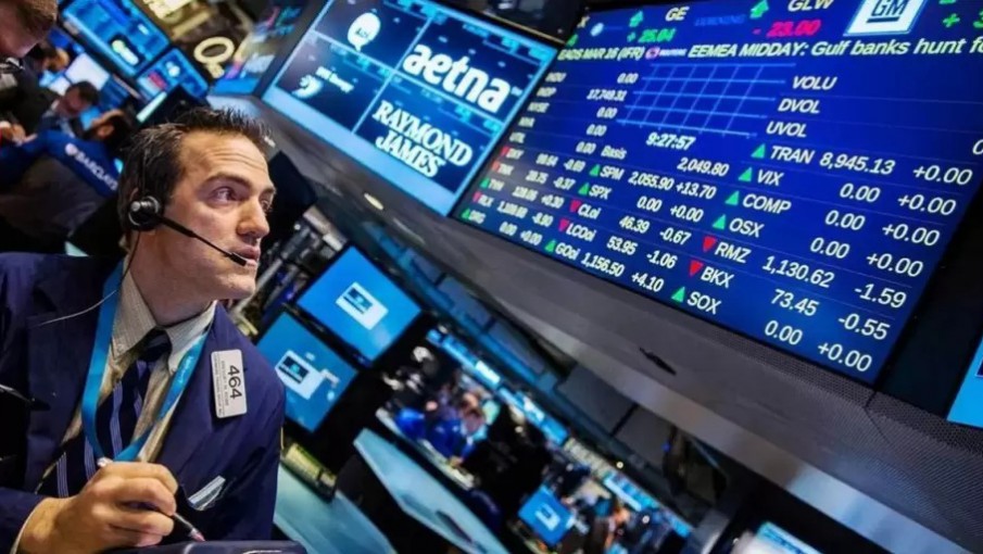 El riesgo país volvió a superar los 700 puntos: el mercado está en caída