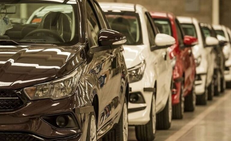 Top five de los autos más baratos a precios dólar