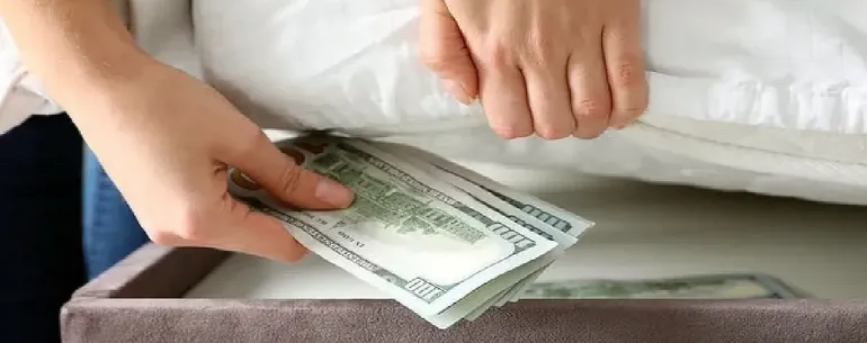 Reparación Histórica del Ahorro: el blanqueo 2.0 que apunta a los dólares bajo el colchón