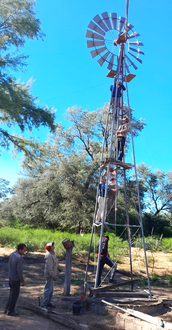 Pusieron en marcha un sistema de agua comunitario