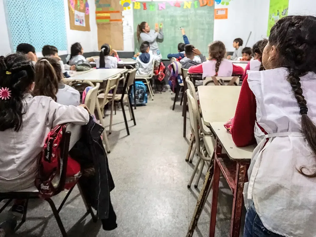 Los docentes santiagueños cobrarán la hora extendida