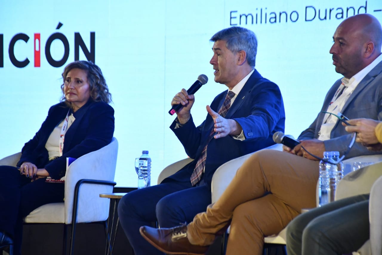 Intendentes debatieron sobre el diseño sustentable de ciudades en el Smart City