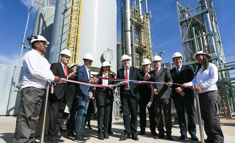 Porta Hermanos S.A. inauguró en Frías su primera planta de alcohol anhidro fuera de Córdoba