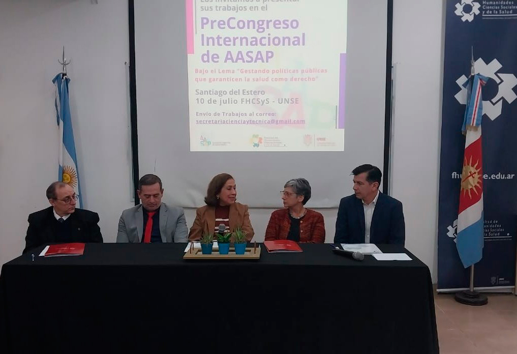 UNSE: Humanidades firmó un convenio que busca realizar aportes al sistema de salud pública