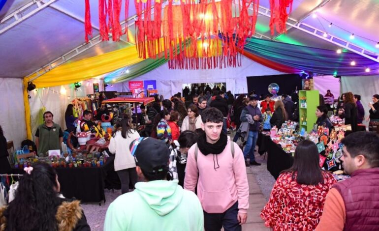 Productores locales y el INTA dicen presente en la Feria Artesanal por el aniversario de Santiago del Estero