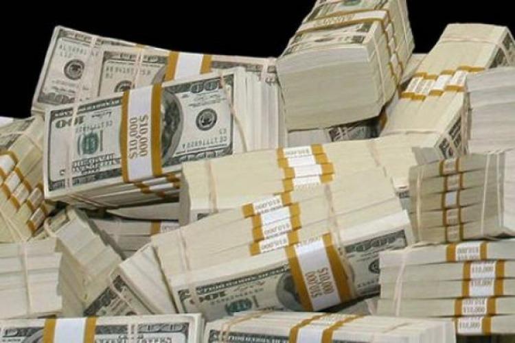 Más deuda: el gobierno pidió un préstamo de 230 millones de dólares