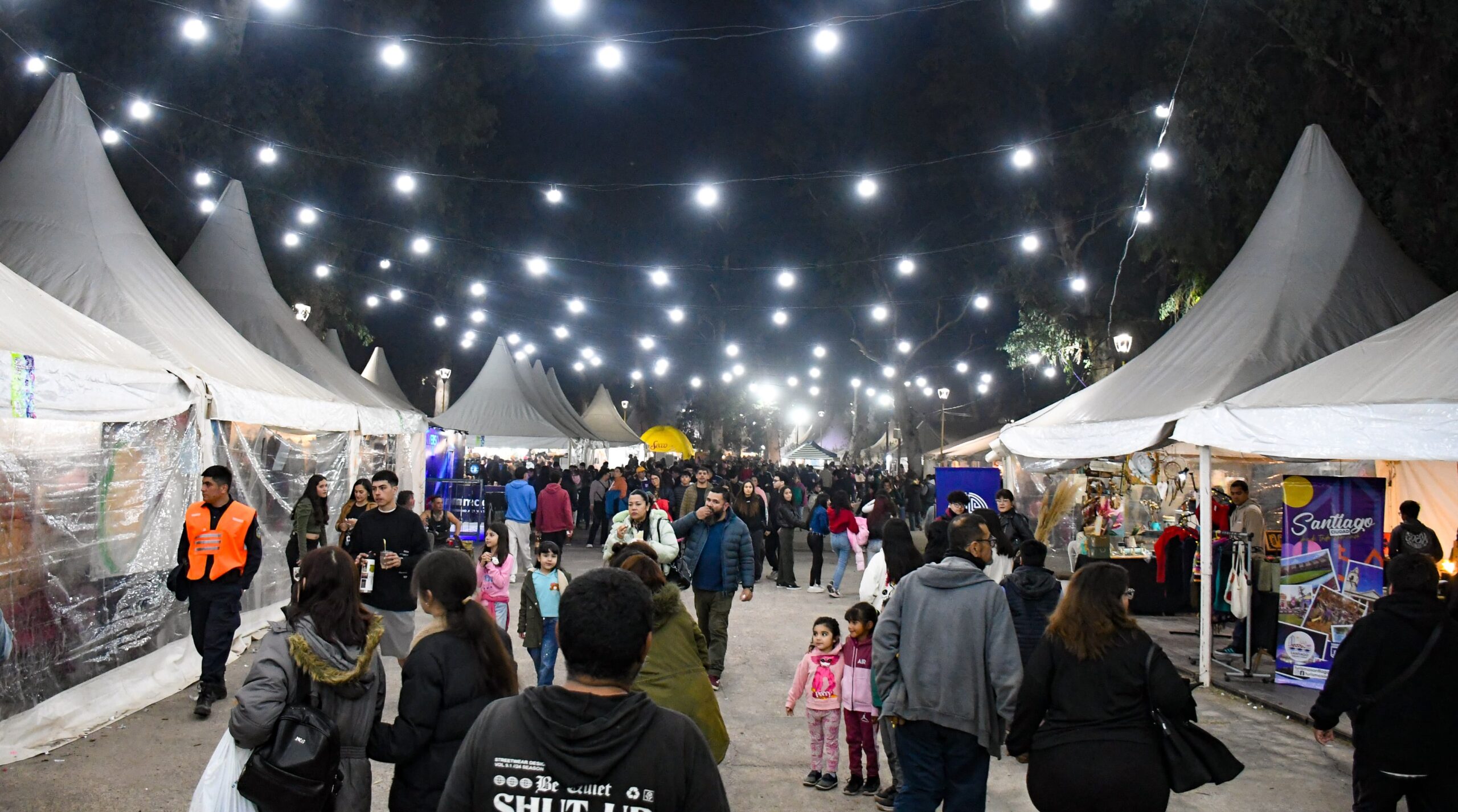 La Feria Artesanal será escenario de un desfile de artesanías y diseño local