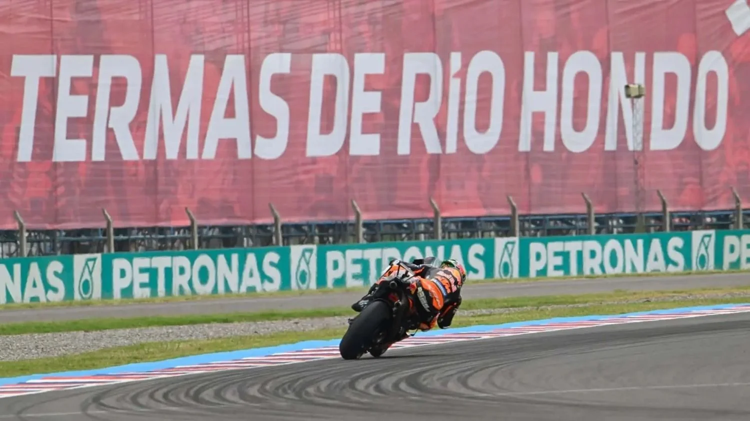 Enérgico repudio desde Las Termas por la salida del MotoGP: “Argentina necesita federalismo”