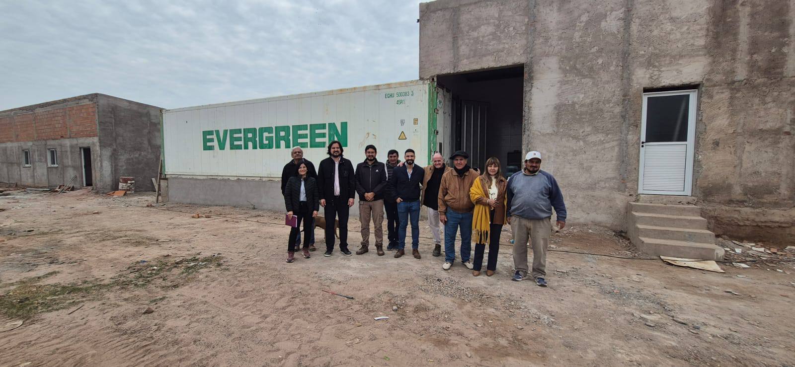 Avanza la construcción del Frigorífico Matadero en Monte Quemado con acompañamiento de Medio Ambiente
