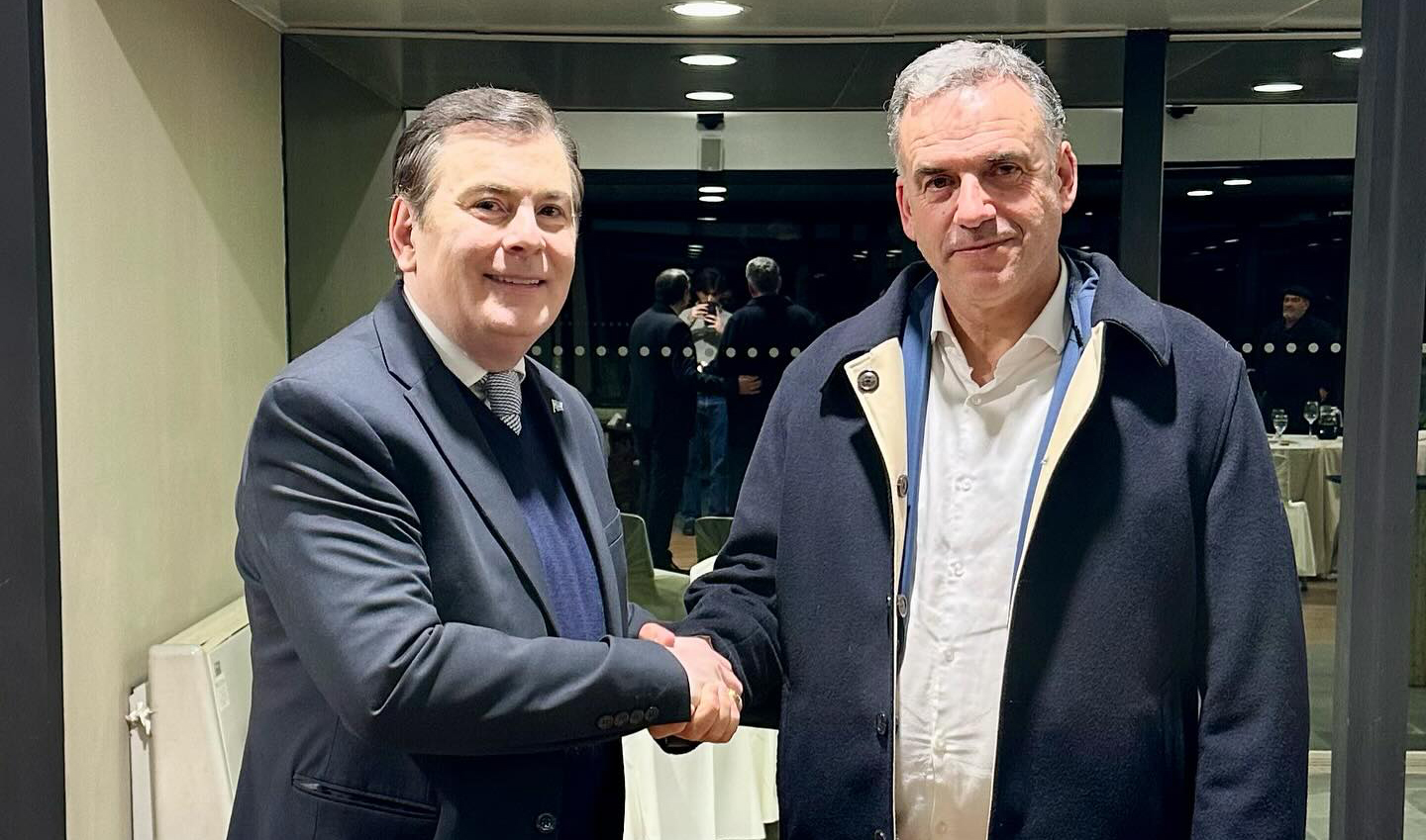 Zamora fortalece lazos con Uruguay y participa en cumbre internacional sobre ciudades inteligentes