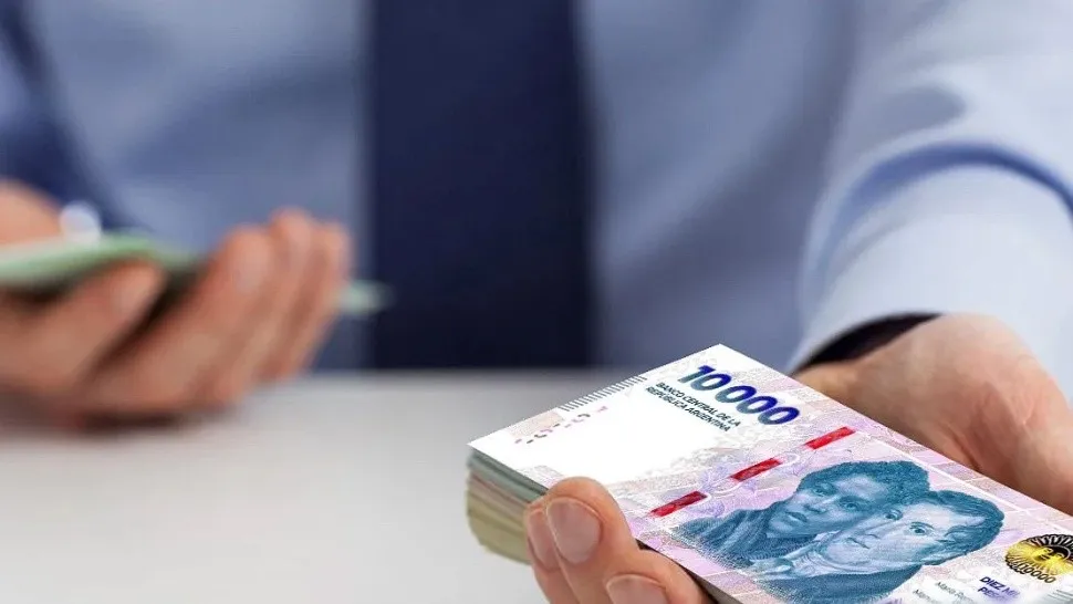 Por la incertidumbre y suba de tasas, se frenan los préstamos en pesos