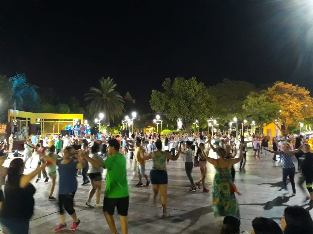 Taller de Danzas Folclóricas en el Parque Ecológico Ashpa Kausay
