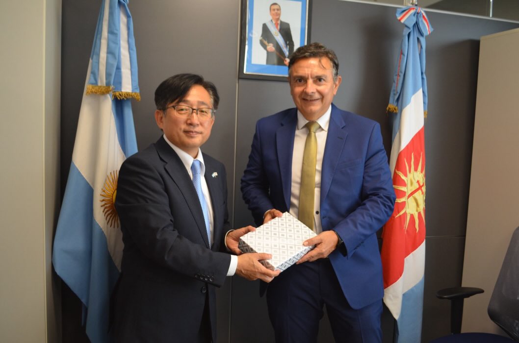 Autoridades provinciales mantuvieron un encuentro con representantes de la Embajada de Japón para fortalecer la cooperación bilateral