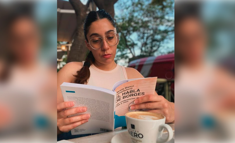 Una joven estudiante santiagueña impulsa un club de lectura y escritura abierto a la comunidad