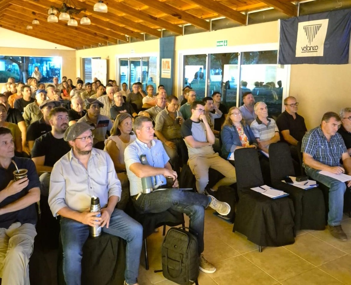 Productores participaron de una jornada ganadera con eje en innovación y sanidad