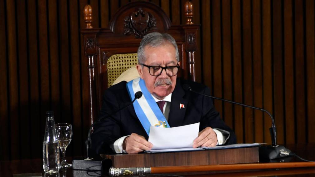 Elías Suárez confirmó un bono de $600 mil por el Día del Trabajador y otro de $1.200.000 como aguinaldo