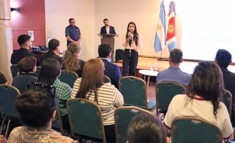 Exitoso lanzamiento del ciclo INCUBAR para emprendedores