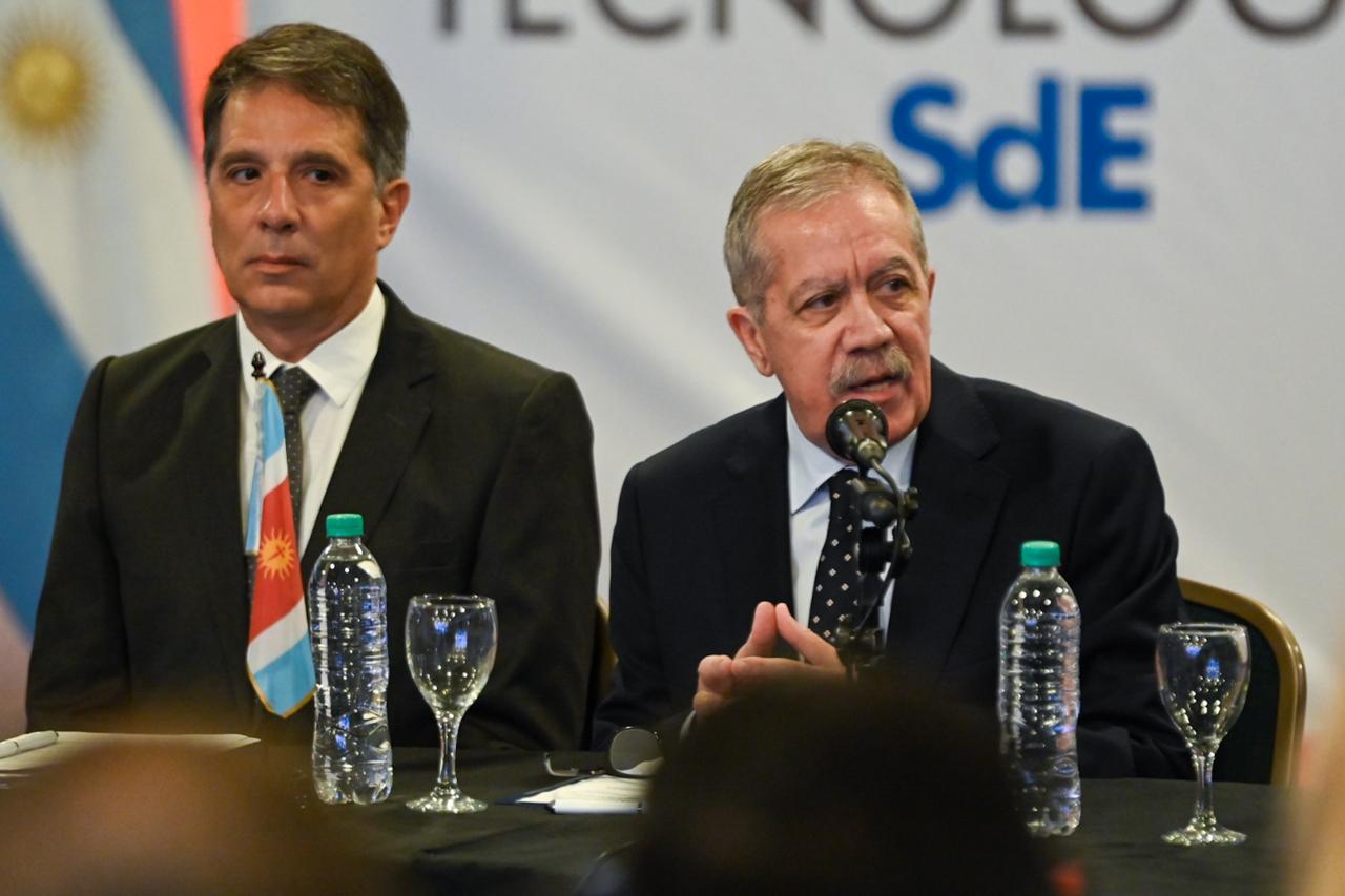 El gobernador presidió la Asamblea del Consejo Federal de Ciencia, Tecnología e Innovación