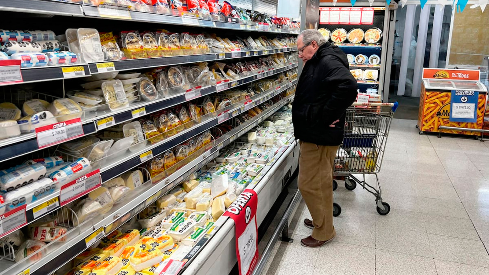 El consumo masivo retrocedió 5,1% interanual en marzo según la consultora Scentia