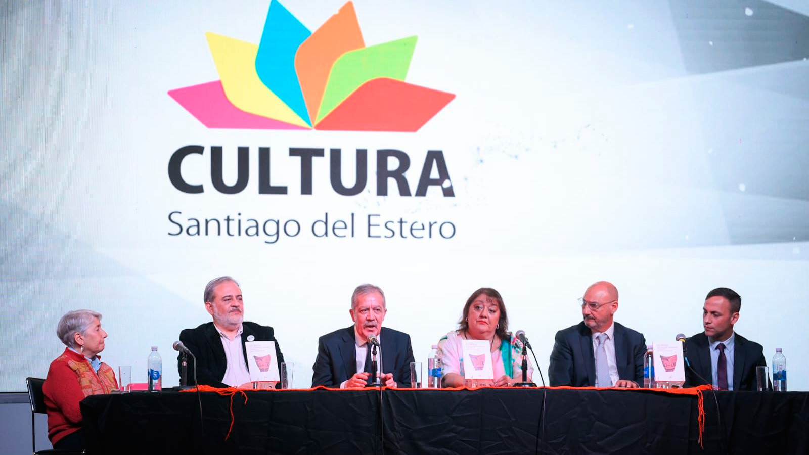 Santiago del Estero presentó su día en la Feria Internacional del Libro y anunció su feria provincial