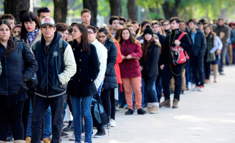 Fuerte caída del empleo registrado: se perdieron más de 124 mil puestos en un año