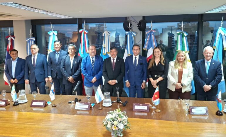 El Parlamento del Norte Grande se reunió en Tucumán y reafirmó su postura en defensa del federalismo