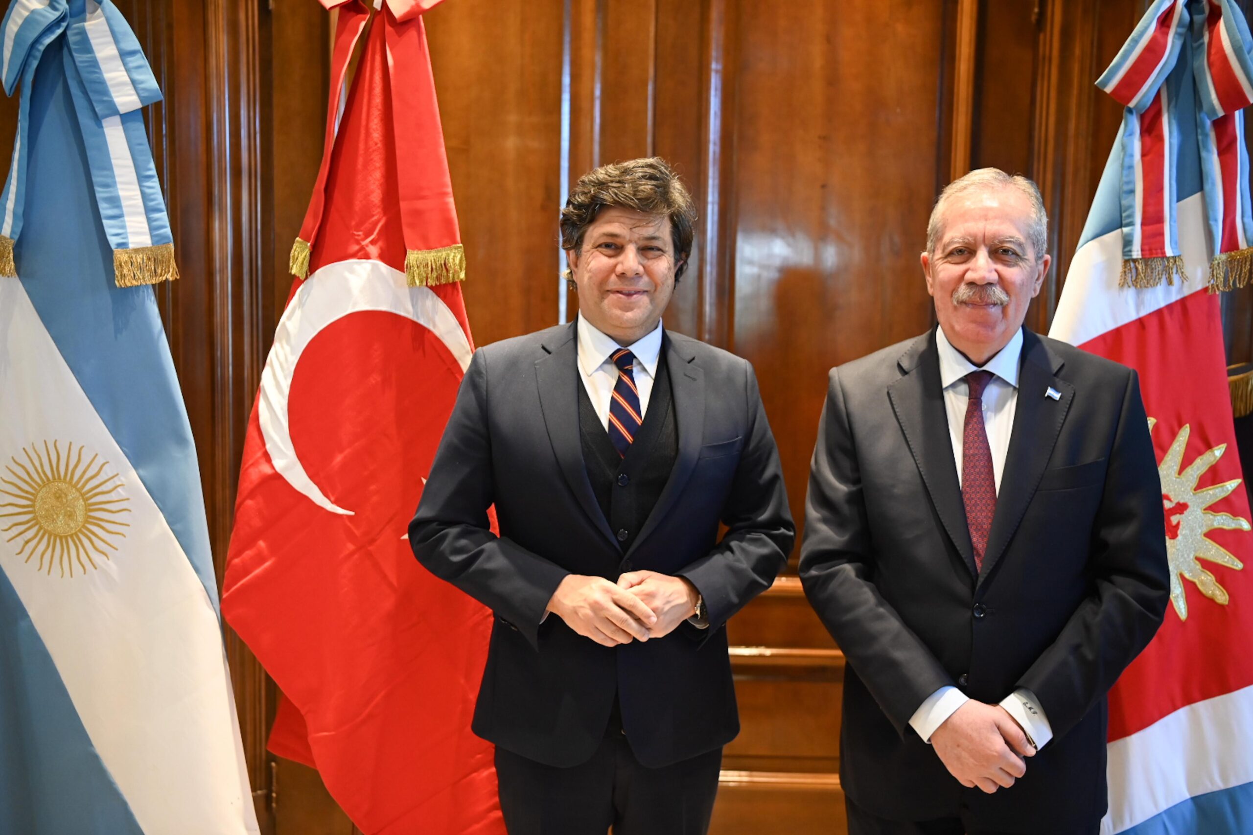El gobernador recibió al embajador de la República de Turquía