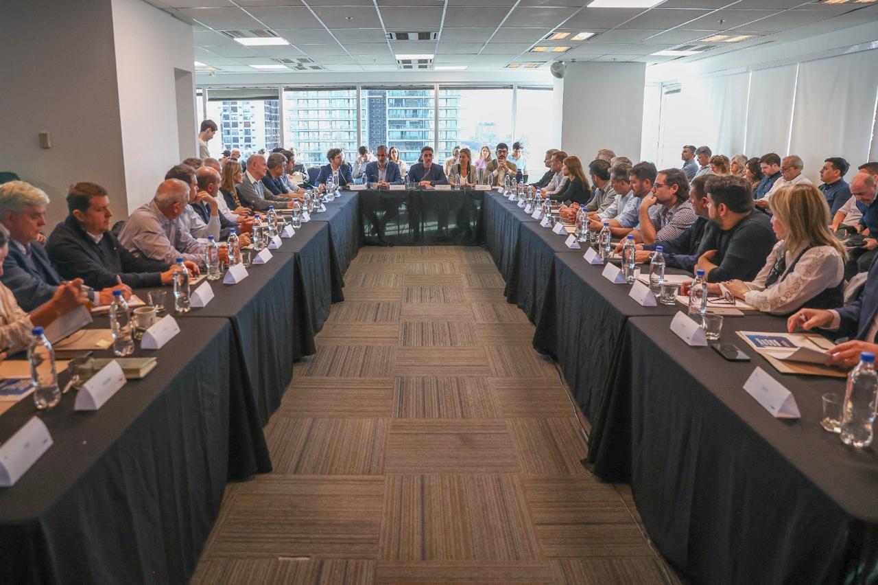 El Consejo Federal de Inversiones convocó a la UNSE a un encuentro clave del sector forestal