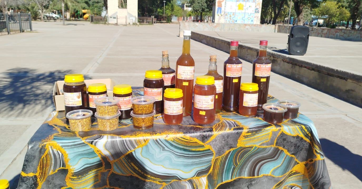 Quimilí celebró la Semana de la Miel con una feria apícola