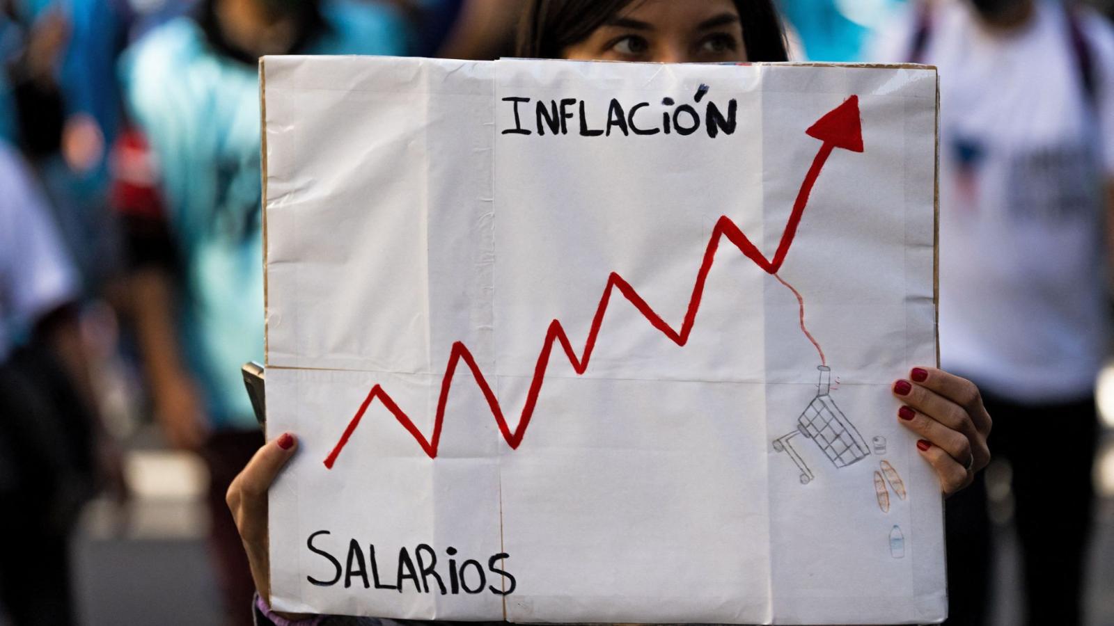 Desgaste económico: crece la demanda de cambios y la economía se vuelve eje del voto hacia 2027
