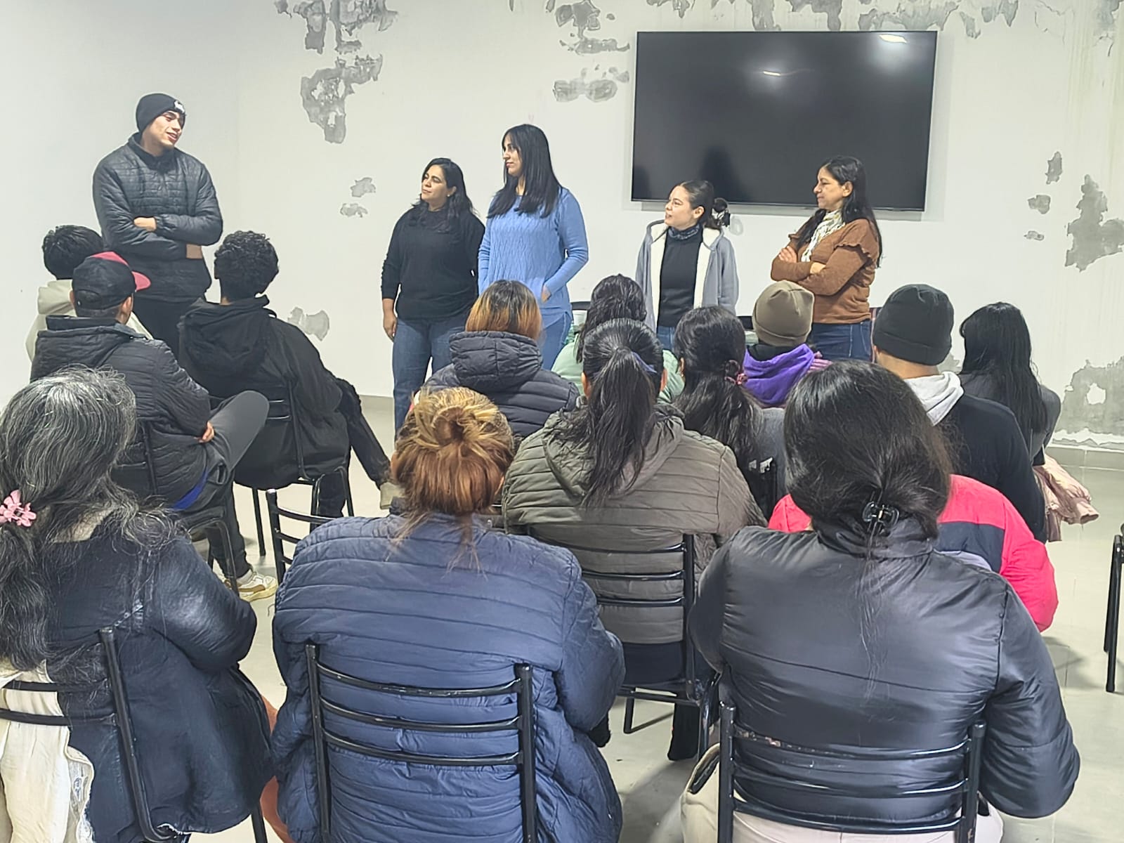 Impulsan talleres de orientación laboral en localidades del departamento Figueroa