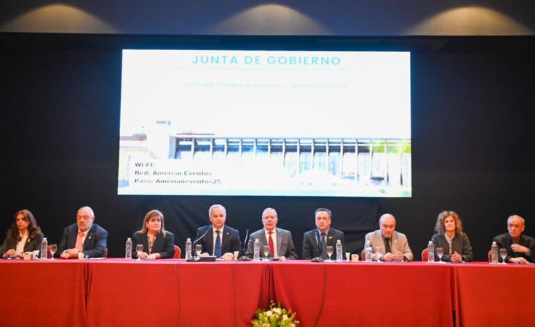 El gobernador participó de la apertura de Junta de Gobierno de la Federación Argentina de Consejos Profesionales de Ciencias Económicas