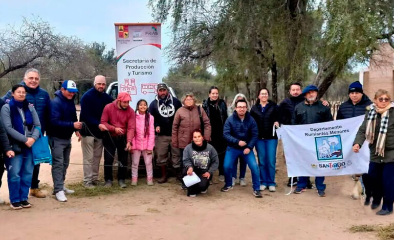Capacitan a productores caprinos del departamento Choya