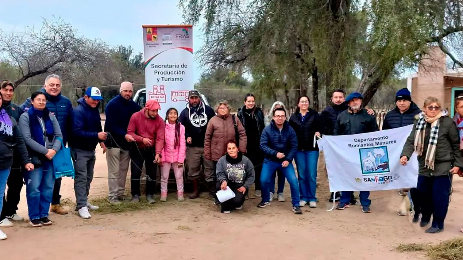 Capacitan a productores caprinos del departamento Choya