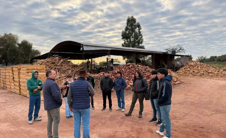 La industria maderera abrió sus puertas