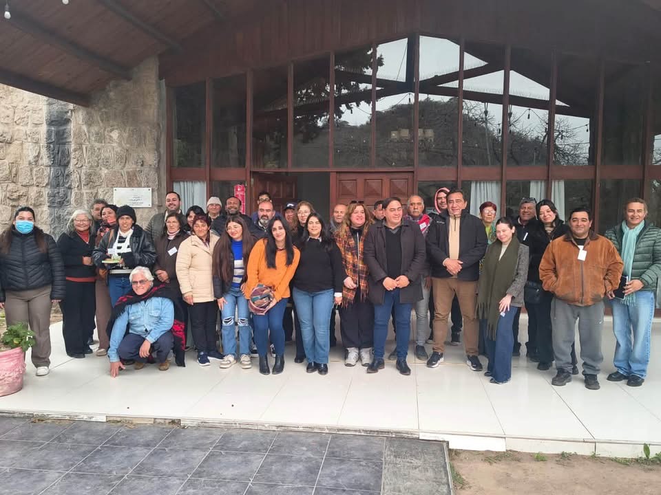 Emprendedores, artesanos y pequeños productores se capacitaron en herramientas de comercialización