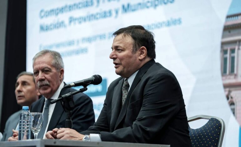 Atilio Chara presentó su renuncia como ministro de Economía