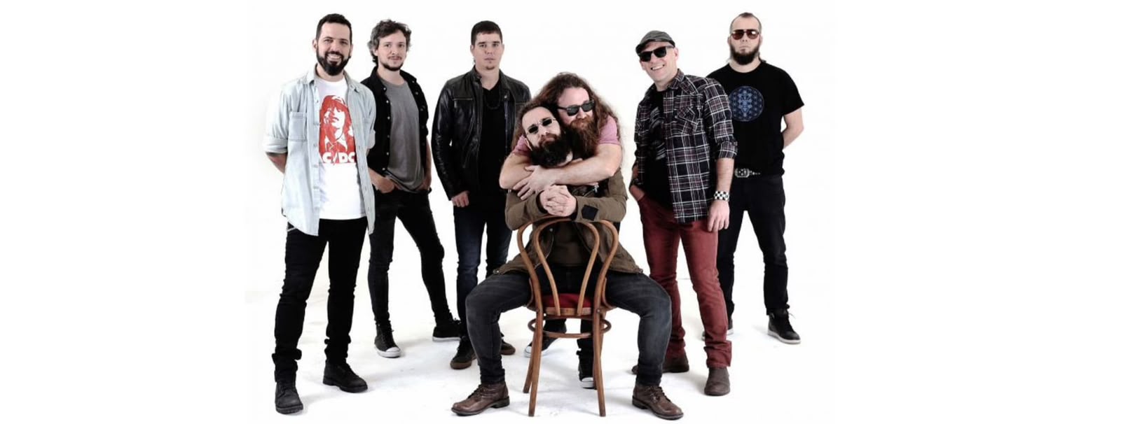 Las Pastillas del Abuelo regresan a Santiago con un show que promete hacer vibrar a sus fanáticos