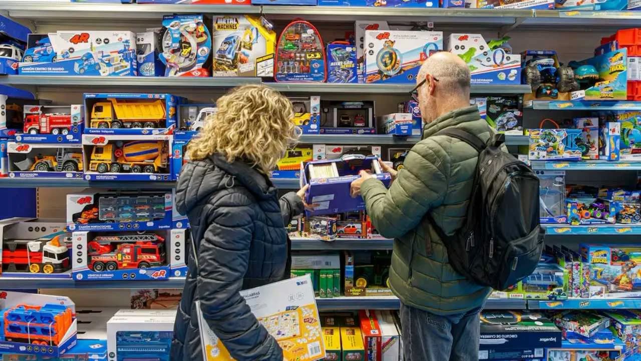 Las ventas por el Día del Niño cayeron 2,5% y el consumo volvió a mostrar señales de estancamiento