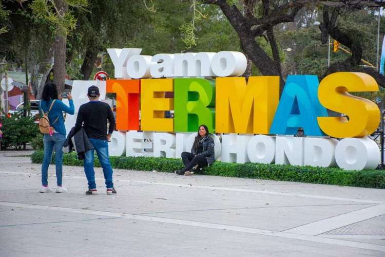Seis de cada diez argentinos destacan el impacto positivo del turismo en las economías locales