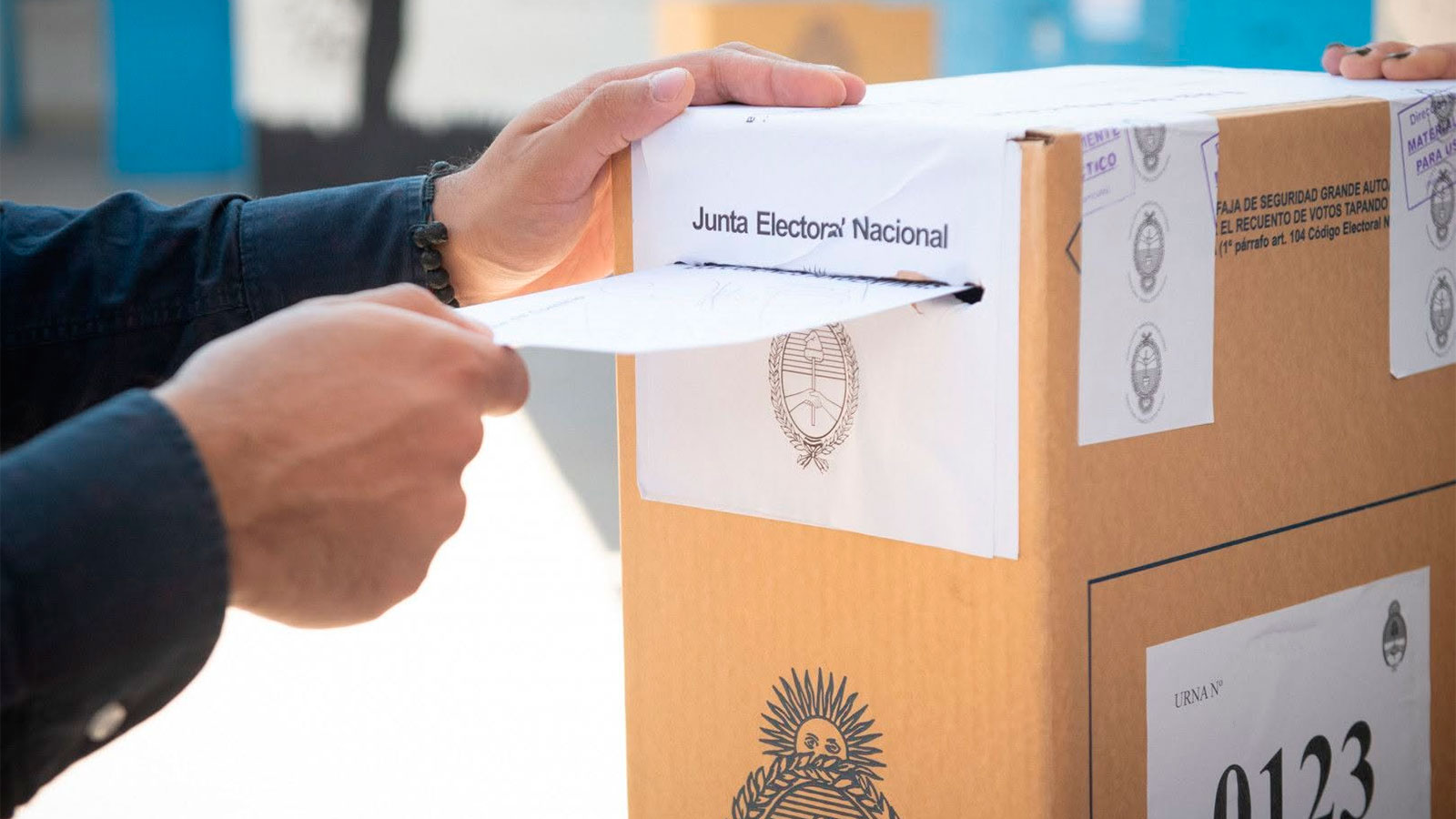 Las mesas abrieron con normalidad y Santiago del Estero ya elige a sus autoridades municipales