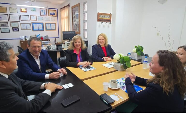 La UNSE recibió a representantes de la Embajada de Estados Unidos y la Comisión Fulbright