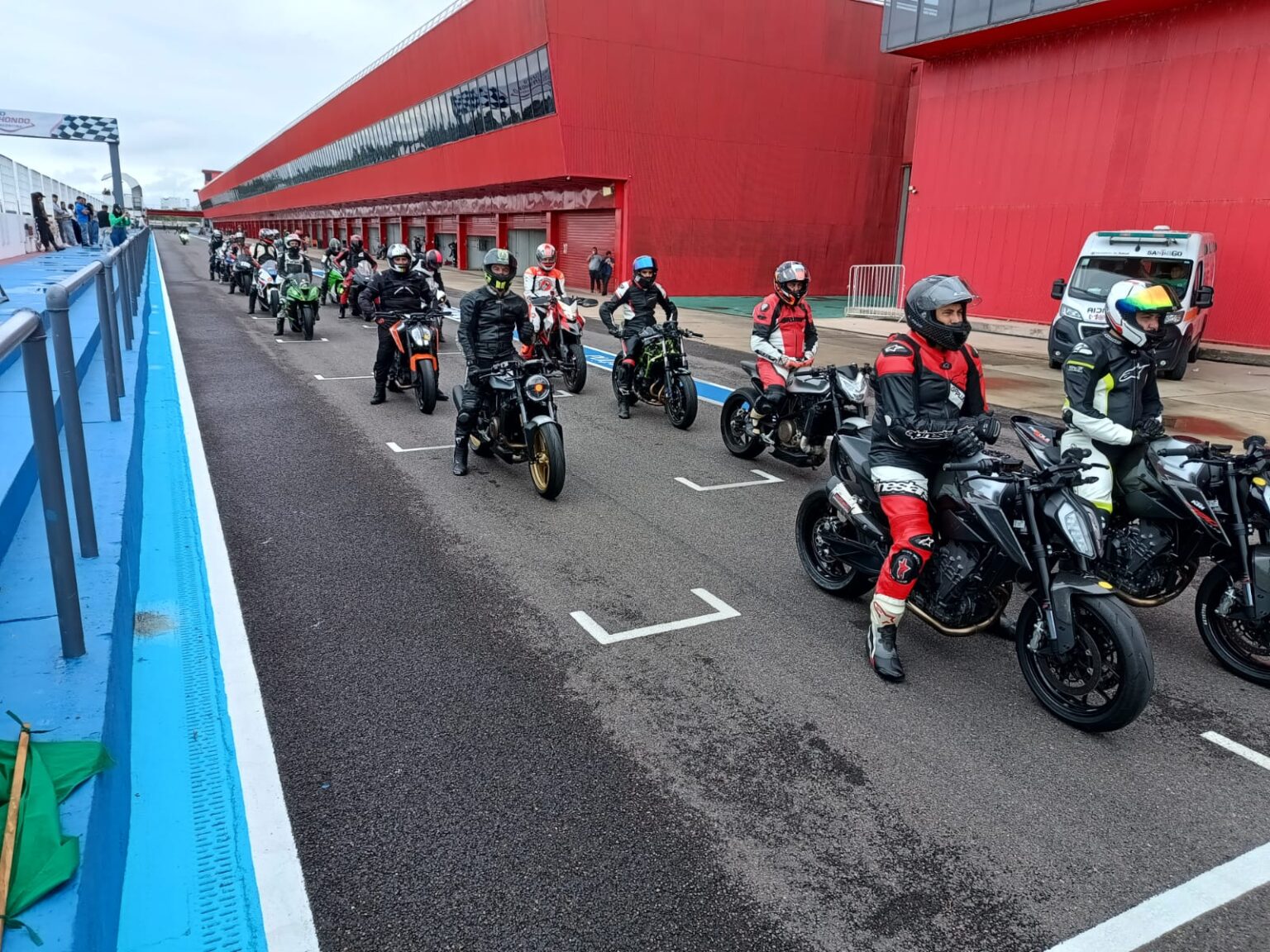 Termas de Río Hondo recibe tres jornadas de pruebas libres de motos