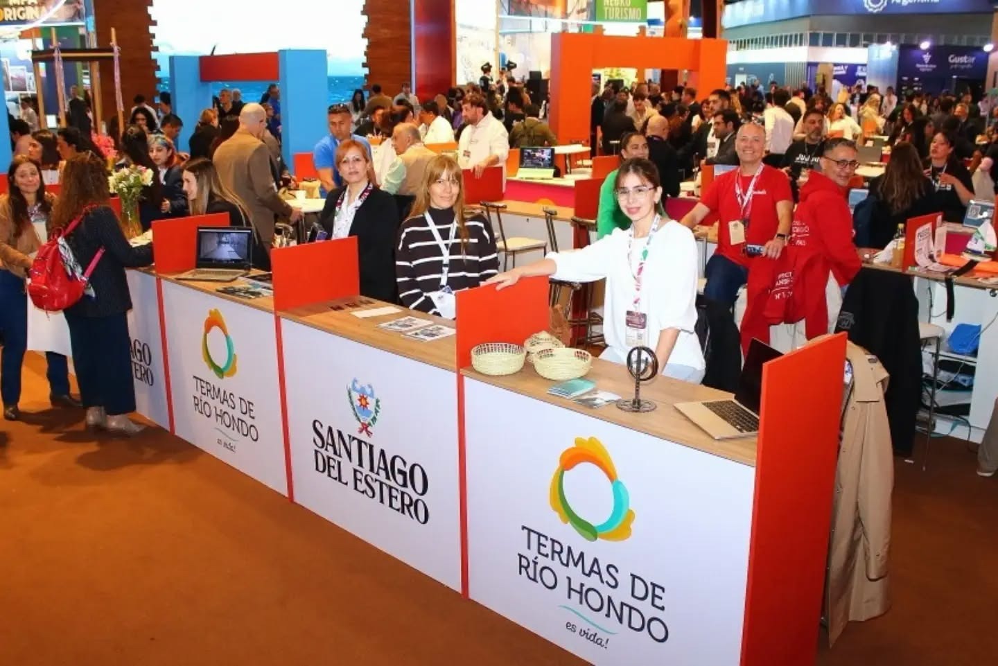Santiago cerró su participación en la FIT 2026 con una exitosa agenda de promoción turística