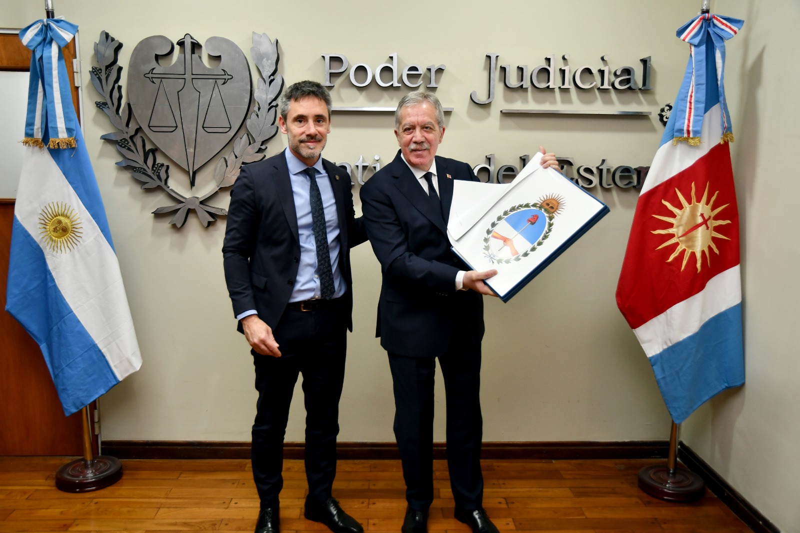 Elías Suárez firmó un convenio con el CFI para la modernización del sistema de justicia