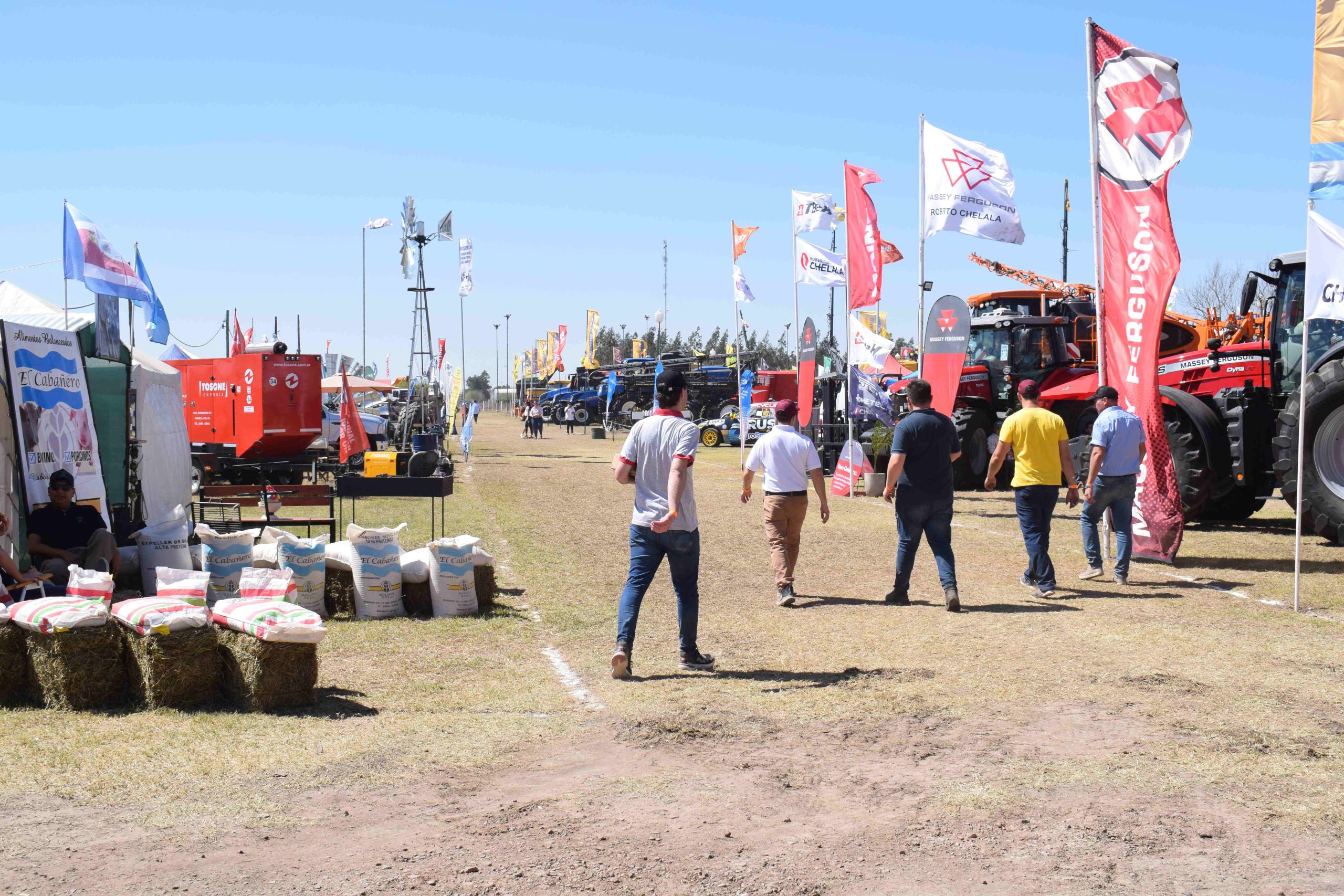 El campo santiagueño enfrenta un escenario de contrastes: Expo Bandera agotó sus stands pero 400.000 hectáreas están bajo amenaza hídrica